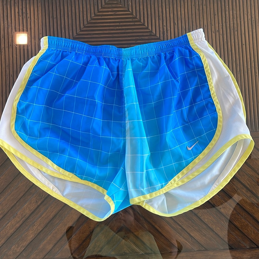 BLUE AND YELLOW NIKE DRIFIT ATHLETIC SHORTS